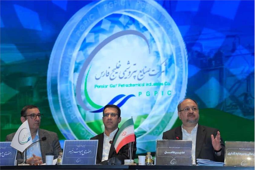 شریعتمداری از جابجایی رکوردها توسط «پتروشیمی خلیج‌فارس» خبر داد