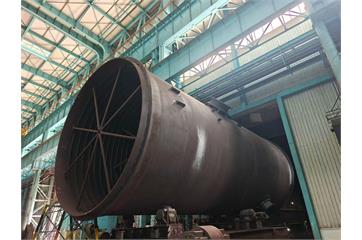 ساخت بلندترین برج واحدهای الفین کشور در پتروشیمی الماس ماهشهر